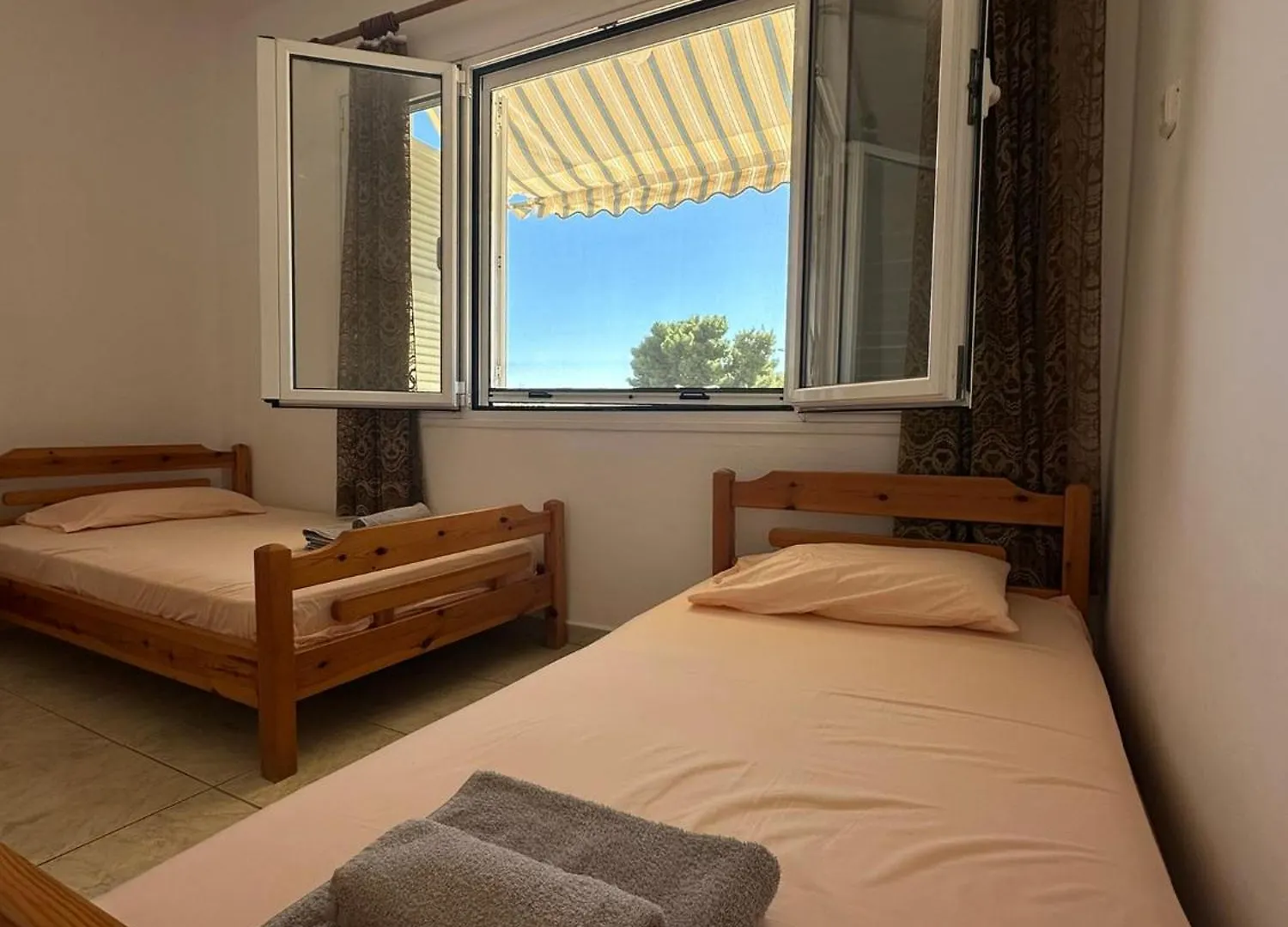 Tsatsalmas Rooms With Sea View II 美塔摩尔弗斯